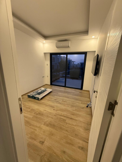 GİRNE/ESENTEPE | KİRALIK SIFIR 3+1 BAHÇELİ DAİRE – HAVUZLU SİTE-12