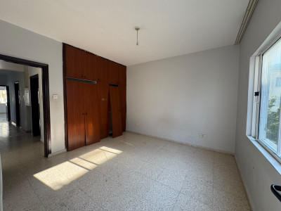 GİRNE/YUKARI GİRNE – SATILIK 3+1 DAİRE-11