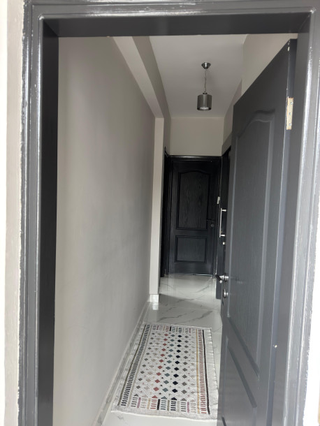 GİRNE MERKEZ – 20 TEMMUZ STADYUMU CADDESİ ÜZERİNDE SATILIK TİCARİ DAİRE-8