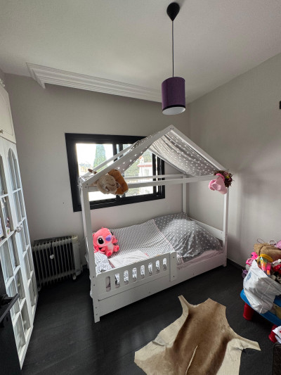 GİRNE MERKEZ – 20 TEMMUZ STADYUMU CADDESİ ÜZERİNDE SATILIK TİCARİ DAİRE-14
