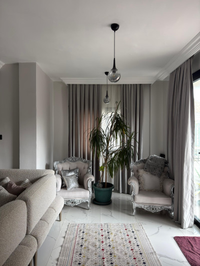 GİRNE MERKEZ – 20 TEMMUZ STADYUMU CADDESİ ÜZERİNDE SATILIK TİCARİ DAİRE-4