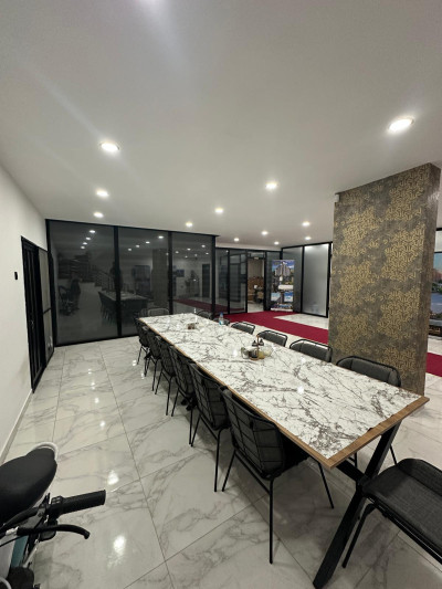 GİRNE MERKEZ’DE KİRALIK & SATILIK DÜKKAN 280 m2-23