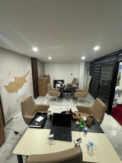 GİRNE MERKEZ’DE KİRALIK & SATILIK DÜKKAN 280 m2-6