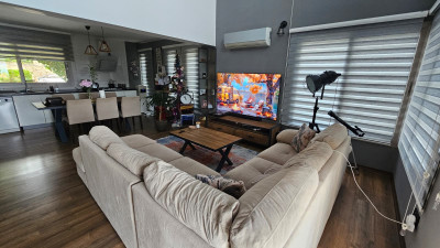 GİRNE ALSANCAK’TA SATILIK 3+1 İKİZ VİLLA – FULL EŞYALI – SİTE HAVUZLU-4