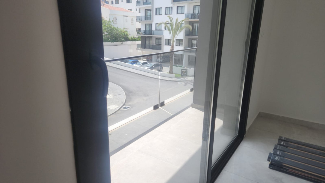 GİRNE MERKEZ’DE SATILIK 2+1 DAİRE (TÜRK KOÇANLI)-5