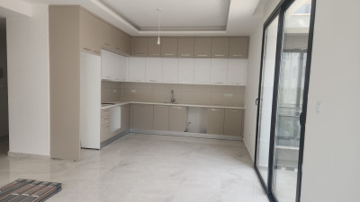 GİRNE MERKEZ’DE SATILIK 2+1 DAİRE (TÜRK KOÇANLI)-2