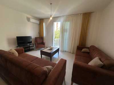 GİRNE KAŞGAR / LES AMBASSADOR BÖLGESİNDE SATILIK 2+1 EŞYALI DAİRE-2