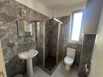 GİRNE KAŞGAR / LES AMBASSADOR BÖLGESİNDE SATILIK 2+1 EŞYALI DAİRE-10