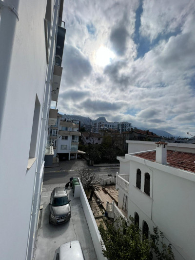 GİRNE YENİ NUSMAR KİRALIK 2+1 DAİRE | TİCARİ İZİNLİ | SIFIR EŞYASIZ-11