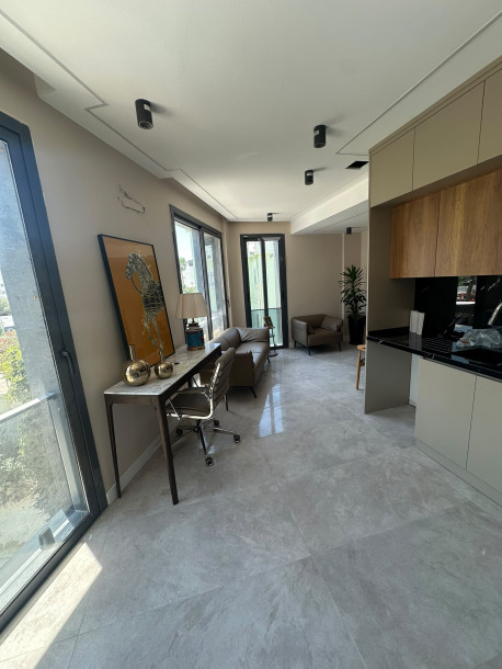 GİRNE MERKEZ – KARMARKET BÖLGESİ SATILIK 2+1 TİCARİ İZİNLİ DAİRE-8