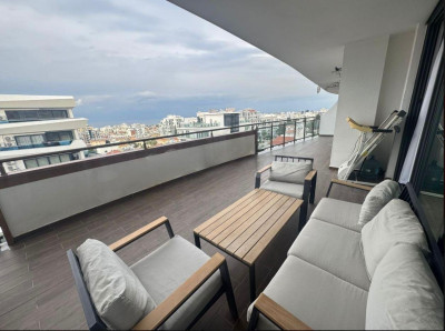 GİRNE MERKEZ'DE LÜKS SİTEDE SATILIK 3+1 DAİRE-11