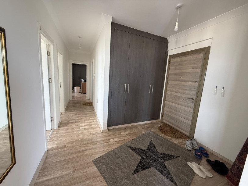 GİRNE MERKEZ –TÜRK KOÇANLI HAVUZLU SİTE İÇERİSİNDE SATILIK 3+1 DAİRE-8