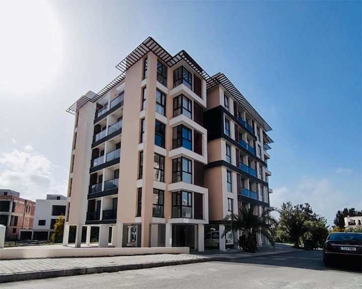 GİRNE MERKEZ – OLİVE PARK SİTESİ SATILIK TİCARİ İZİNLİ 2+1 DAİRE-1