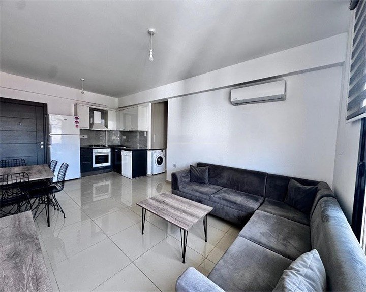 GİRNE MERKEZ – OLİVE PARK SİTESİ SATILIK TİCARİ İZİNLİ 2+1 DAİRE-2