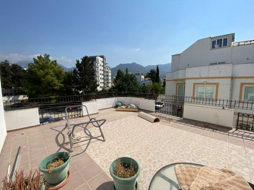 GİRNE MERKEZ – 20 TEMMUZ STADYUMU CADDESİ ÜZERİNDE SATILIK TİCARİ DAİRE-16