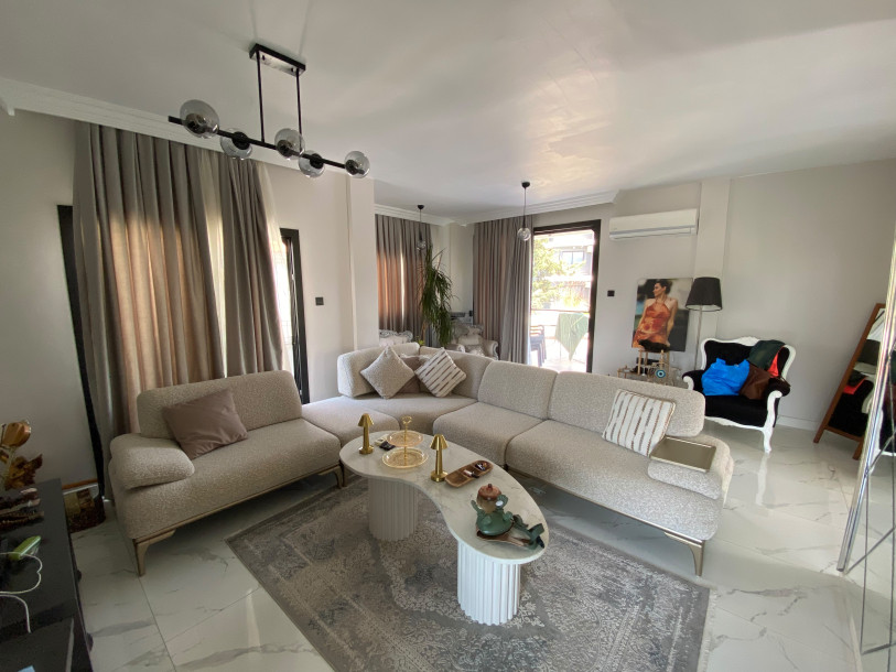 GİRNE MERKEZ – 20 TEMMUZ STADYUMU CADDESİ ÜZERİNDE SATILIK TİCARİ DAİRE-1