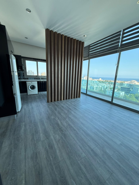 GİRNE MERKEZ – 9. KATTA DENİZ MANZARALI KİRALIK OFİS-3