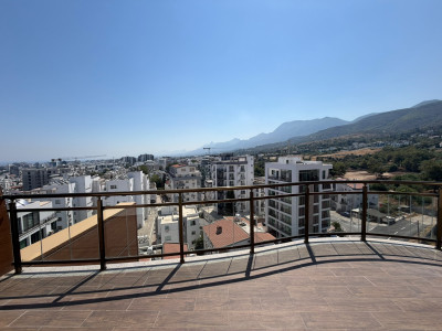 GİRNE MERKEZ SİTE İÇERİSİNDE KİRALIK 3+1 LOFT PENTHOUSE-11