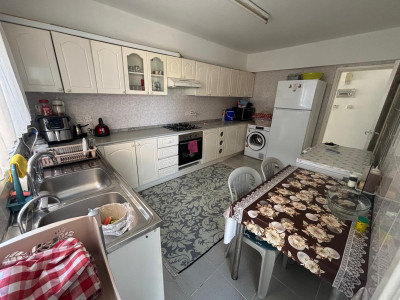 GİRNE MERKEZ – VERGİ DAİRESİ YAKINI SATILIK 3+1 DAİRE | EŞDEĞER KOÇAN-2