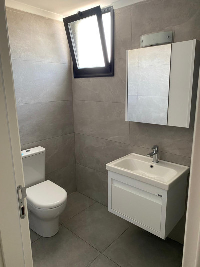 GİRNE MERKEZ SAMMY'S OTEL BÖLGESİNDE KİRALIK 1+1-21