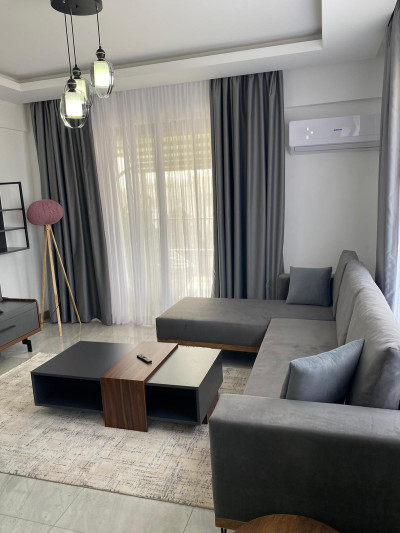 GİRNE MERKEZ SAMMY'S OTEL BÖLGESİNDE KİRALIK 1+1