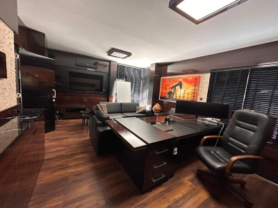 GİRNE MERKEZDE KİRALIK TİCARİ İZİNLİ 1+1 PENTHOUSE-4