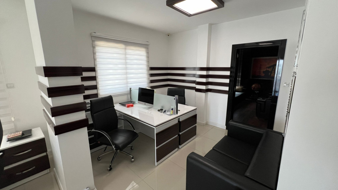 GİRNE MERKEZDE KİRALIK TİCARİ İZİNLİ 1+1 PENTHOUSE-11