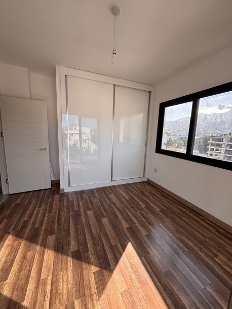 GİRNE’DE SATILIK LÜKS 2+1 DAİRE-6