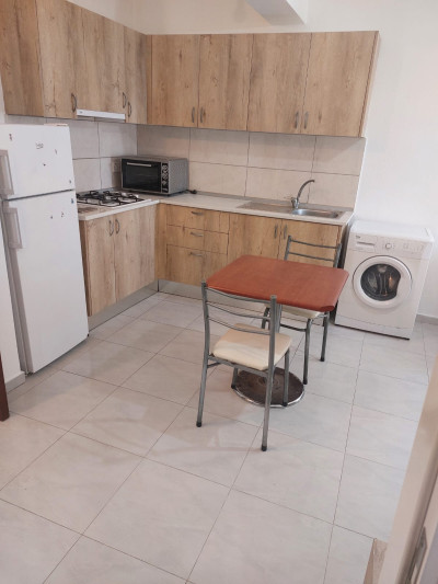 LEFKOŞA/GÖNYELİ BULVAR YOLU BÖLGESİNDE KİRALIK 1+1 DAİRE-3
