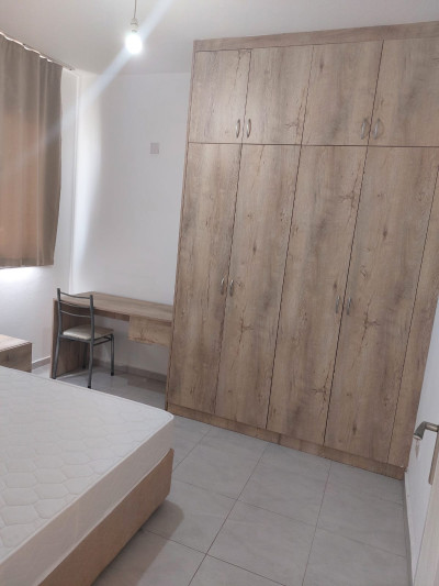 LEFKOŞA/GÖNYELİ BULVAR YOLU BÖLGESİNDE KİRALIK 1+1 DAİRE-5