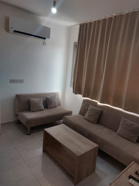 LEFKOŞA/GÖNYELİ BULVAR YOLU BÖLGESİNDE KİRALIK 1+1 DAİRE-1