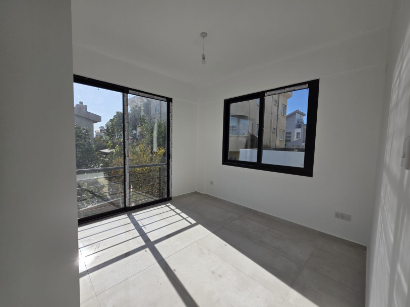 LEFKOŞA/GÖNYELİ’DE SATILIK 2+1 DAİRE – TÜRK TAPULU-11