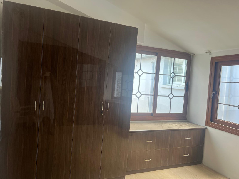 LEFKOŞA GÖNYELİ – TÜRK KOÇANLI SATILIK 350 m² TRIPLEX VİLLA-15
