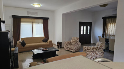 LEFKOŞA/GÖNYELİ' DE 3+1 KİRALIK VİLLA-4