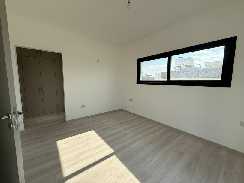 LEFKOŞA/GÖNYELİ MERKEZDE 3+1 SATILIK VİLLA-10