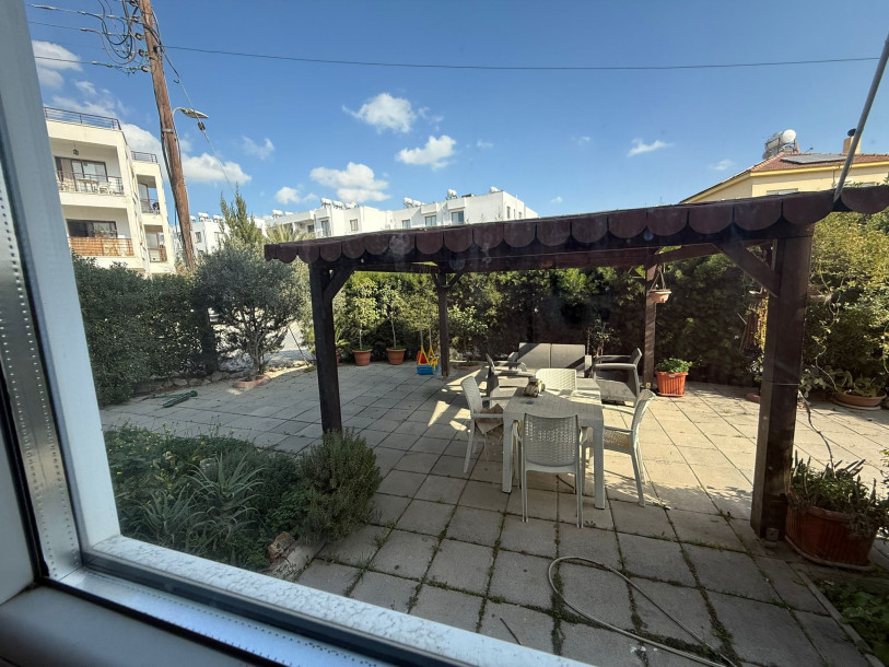 LEFKOŞA/GÖNYELİ MERKEZDE 3+1 BÜYÜK BAHÇELİ FULL EŞYALI KİRALIK DAİRE-13