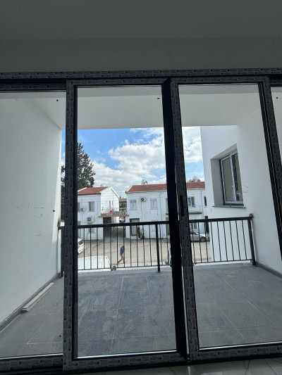 LEFKOŞA/GÖNYELİ BİZİM MEYHANE BÖLGESİNDE SATILIK 2+1 DAİRE-10