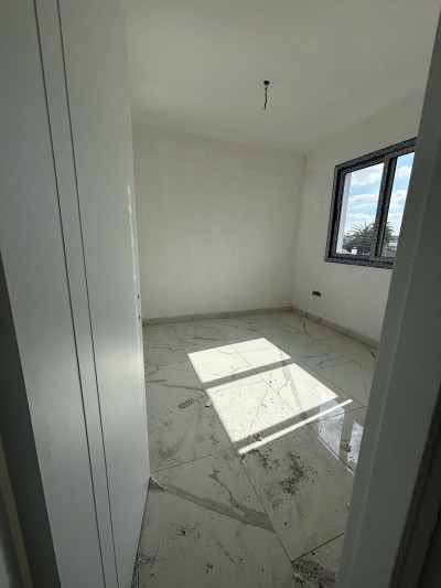LEFKOŞA/GÖNYELİ BİZİM MEYHANE BÖLGESİNDE SATILIK 2+1 DAİRE-5