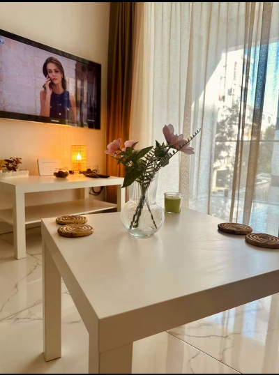 LEFKOŞA/KÜÇÜKKAYMAKLI'DA 2+1 KİRALIK GÜNLÜK DAİRE-7