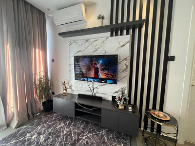 LEFKOŞA/KÜÇÜK KAYMAKLI'DA GÜNLÜK KİRALIK 1+1 DAİRE-3