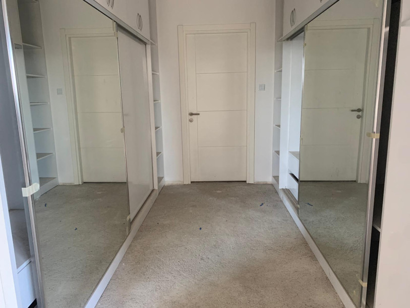 GİRNE/ALSANCAK HASAN UZUN PETROL BÖLGESİNDE SATILIK 4+1 ÖZEL HAVUZLU VİLLA-14