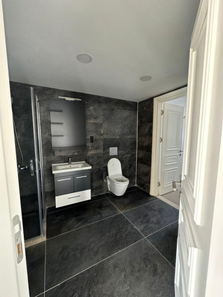 GİRNE MERKEZ'DE SATILIK 3+1 PENTHOUSE-23