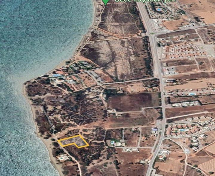 GAZİMAĞUSA/İSKELE'DE SATILIK DENİZE SIFIR ARSA-2