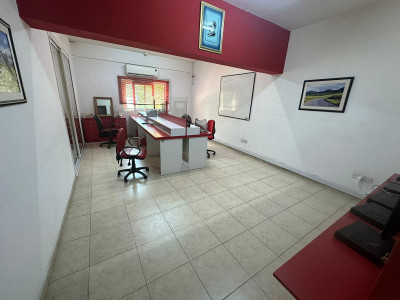 LEFKOŞA/YENİŞEHİR'DE KİRALIK İŞ YERİ-6