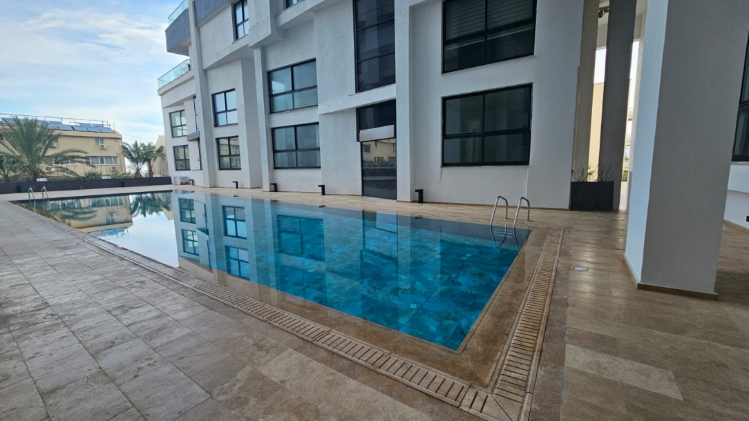 GİRNE/KARAKUM'DA SATILIK 3+1 ÖZEL HAVUZLU DAİRE-16