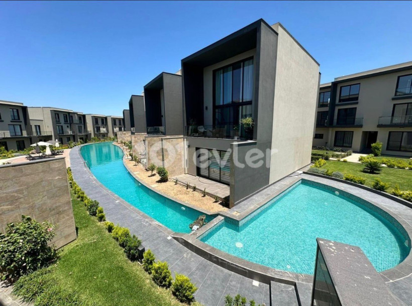 GİRNE KARAOĞLANOĞLU’NDA LÜKS RESIDENCE 3+1 KİRALIK DAİRE-1