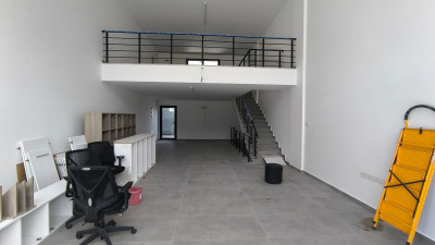 GİRNE’DE SATILIK TİCARİ DÜKKAN & OFİSLER-7