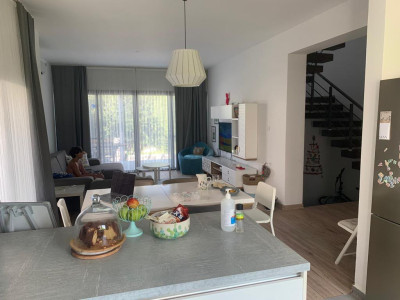 GİRNE/KARAOĞLANOĞLU – HAVUZLU SİTEDE KİRALIK 2+1 DAİRE-4