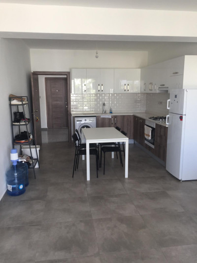 LEFKOŞA/KÜÇÜKKAYMAKLI MERKEZ'DE EŞYALI 2+1 KİRALIK DAİRE