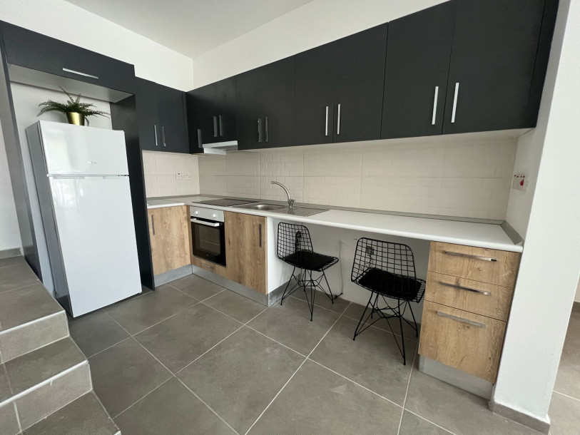 LEFKOŞA/KÜÇÜK KAYMAKLI'DA KİRALIK LÜKS 2+1 FUL EŞYALI PENTHOUSE-8